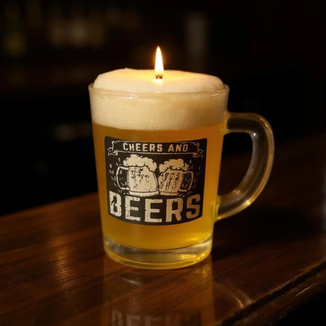 Lumânare parfumată handmade pahar de bere 50g, design realist, cadou original Melted Moments