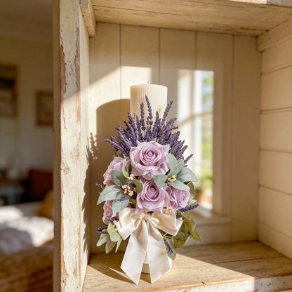 Detaliu floral lumânare Blush Lavender Deluxe pentru nunți și botezuri