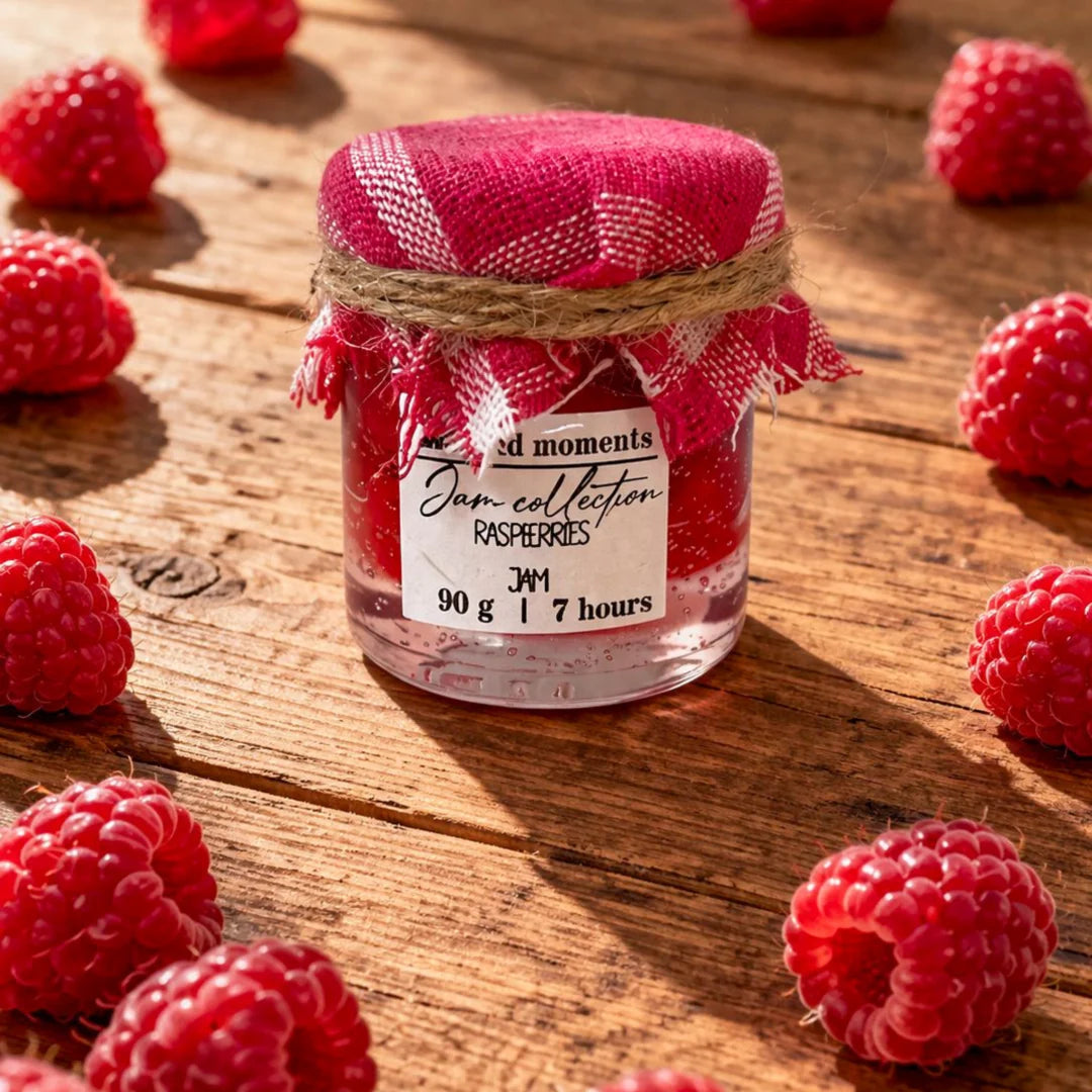 Lumânare Parfumată Handmade Gem de Zmeură în Borcan – Aromă Dulce-Fructată